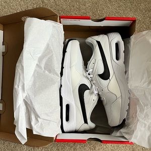 New in Box- size 8.5 women’s Nike Air Max SC white/white/black